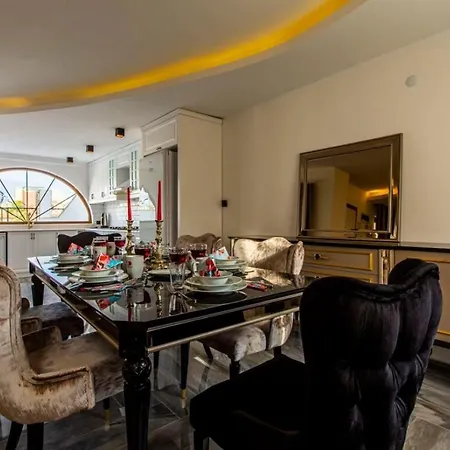 Luxurious With Private Pool In Antalya Szálloda