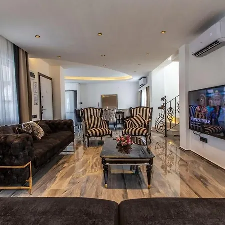 Luxurious With Private Pool In Antalya