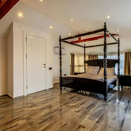 Luxurious With Private Pool In Antalya